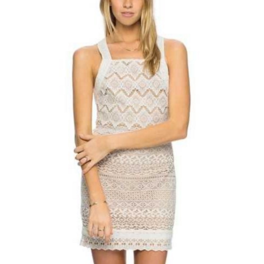 NWT Ladakh XS Farrah Cream Lace Dress